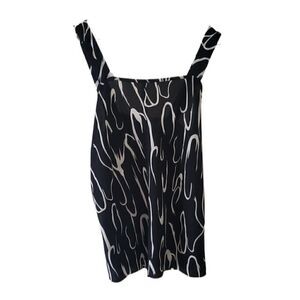 🌸Petra Fashions Black & White Design Sleeveless Blouse